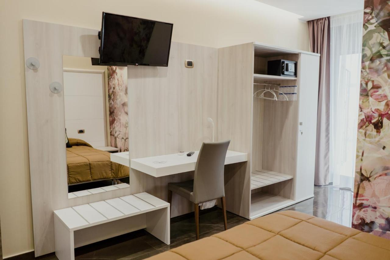 Miryam House Affittacamere Suite E Relax Сан Северо Екстериор снимка